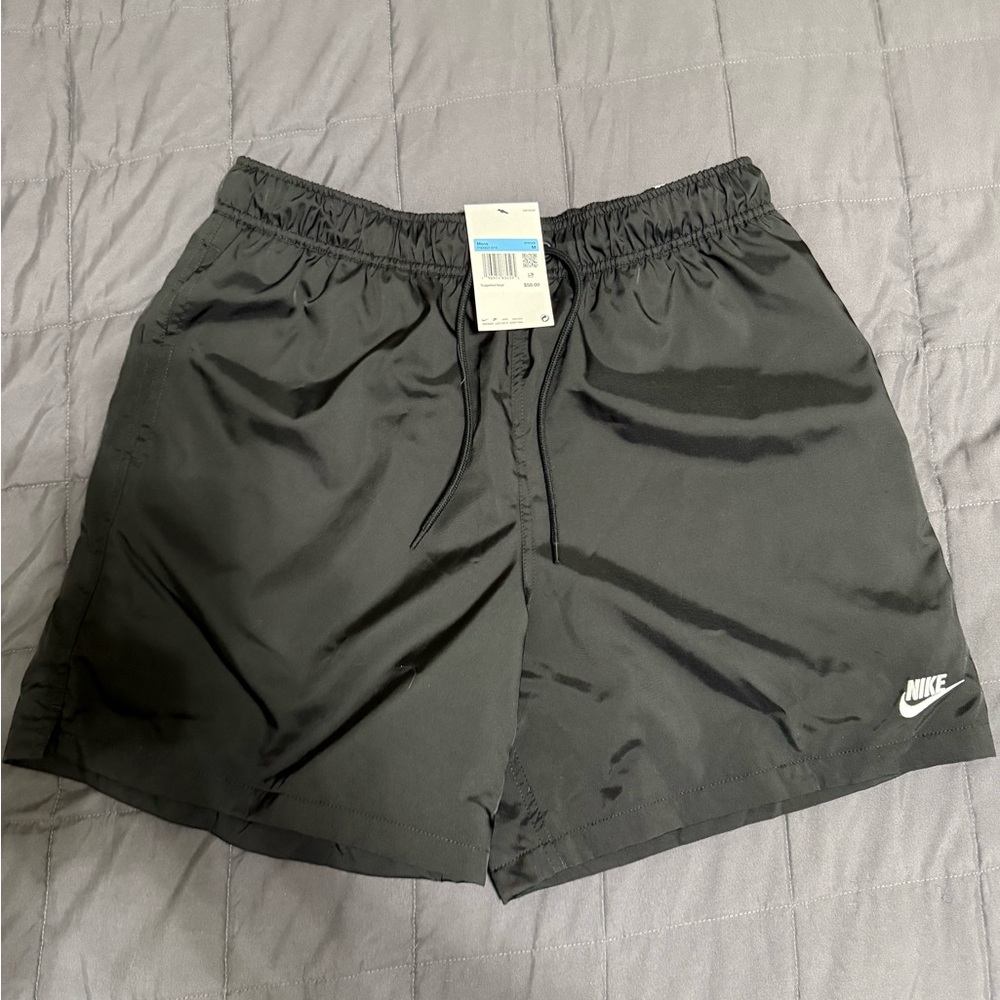 Nike Men’s Standard Fit Above Knee Shorts Black Size M | NWT